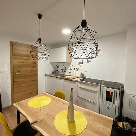 Apartma Lupis Podvolovljek Kültér fotó