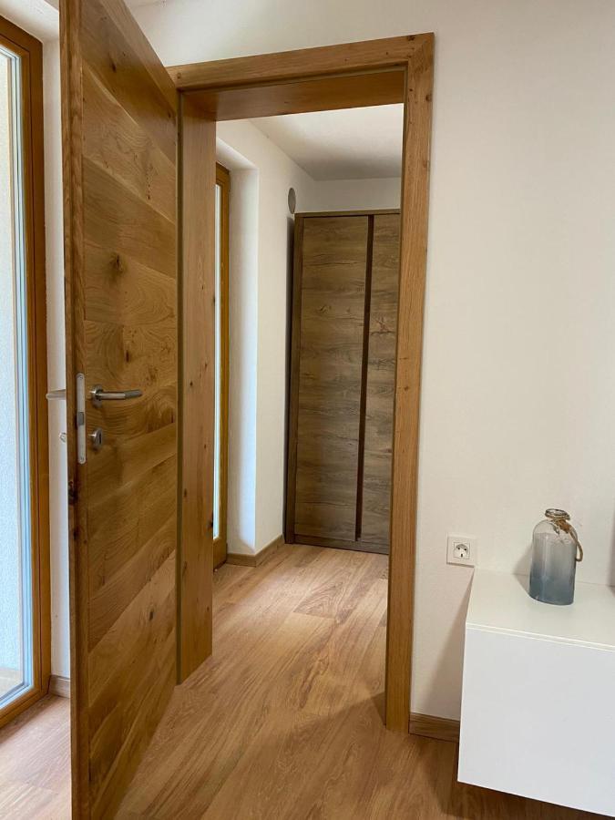 Apartma Lupis Podvolovljek Kültér fotó